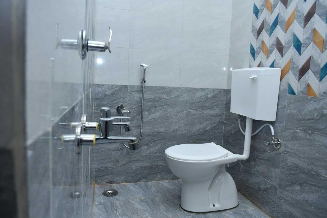 Oyo Hotel Elite Chandrapur Екстериор снимка