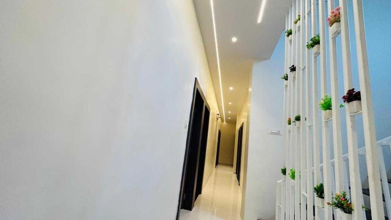 Oyo Hotel Elite Chandrapur Екстериор снимка