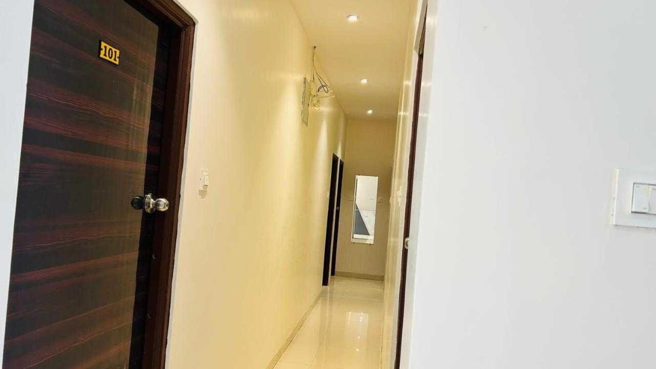 Oyo Hotel Elite Chandrapur Екстериор снимка